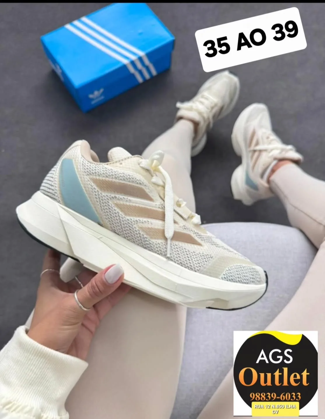 Adidas creme e bege