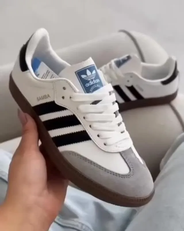 Adidas Samba branco e preto