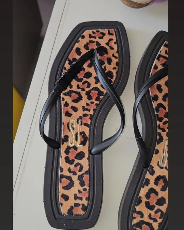Chinelo de oncinha