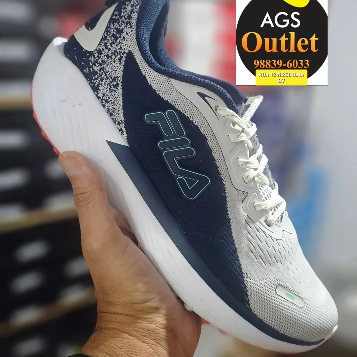 Fila de corrida marinho e branco