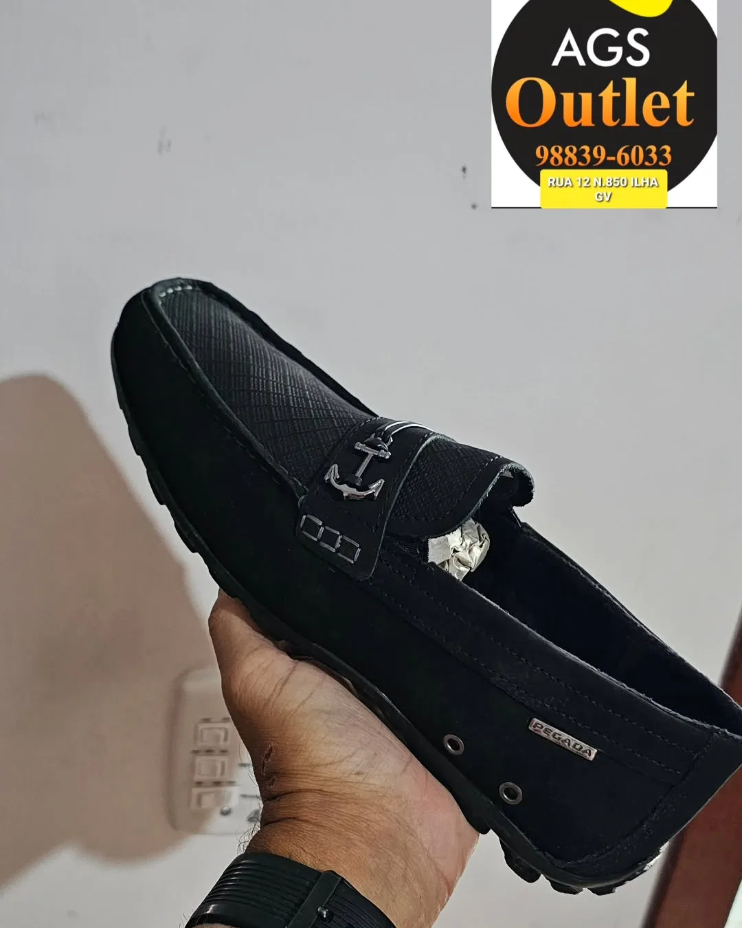 Mocassim preto com âncora